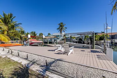 403 Grenada Avenue, Naples, FL 34113 - Photo 20