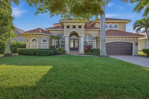 288 Bald Eagle Dr, Marco Island, FL 34145 - Photo 42