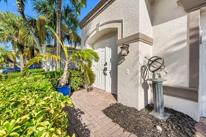 104 Glen Eagle Circle, Naples, FL 34104 - Photo 28