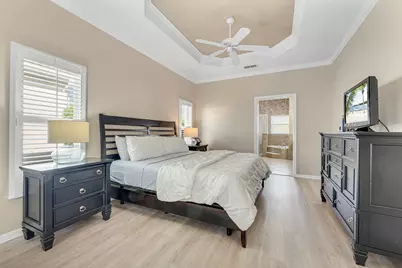 104 Glen Eagle Circle, Naples, FL 34104 - Photo 16