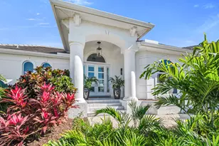 829 Bluebonnet Ct, Marco Island, FL 34145 - Photo 2