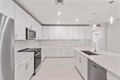 196 Indies Drive E #101, Naples, FL 34114 - Photo 6