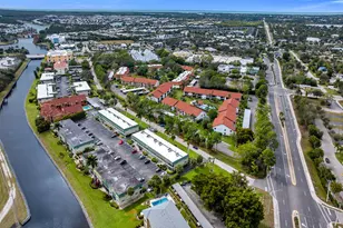 200 Valley Stream Dr, Naples, FL 34113 - Photo 40