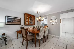 200 Valley Stream Dr, Naples, FL 34113 - Photo 10