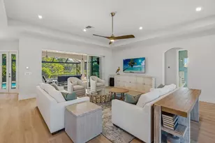 535 Inlet Dr, Marco Island, FL 34145 - Photo 4