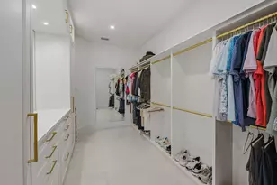 535 Inlet Dr, Marco Island, FL 34145 - Photo 24