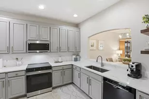 14282 Manchester Dr, Naples, FL 34114 - Photo 12