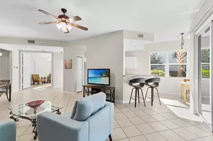 4685 Hawks Nest Way, Naples, FL 34114 - Photo 4