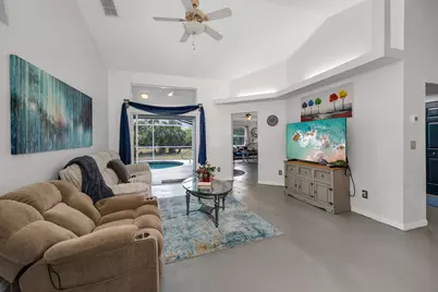 220 37th Avenue NE, Naples, FL 34120 - Photo 10