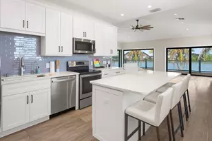 232 Harbor Pl N, Goodland, FL 34140 - Photo 8