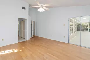 60 Brampton Ln, Naples, FL 34104 - Photo 18