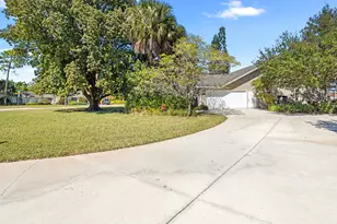 60 Brampton Ln, Naples, FL 34104 - Photo 38
