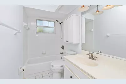 60 Brampton Ln, Naples, FL 34104 - Photo 22