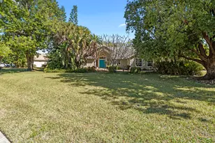 60 Brampton Ln, Naples, FL 34104 - Photo 36