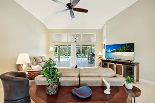 146 Muirfield Cir, Naples, FL 34113 - Photo 6