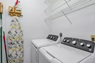 105 W Pago Pago Dr, Naples, FL 34113 - Photo 36