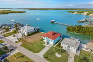 105 W Pago Pago Dr, Naples, FL 34113 - Photo 2