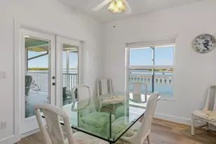 105 W Pago Pago Dr, Naples, FL 34113 - Photo 22