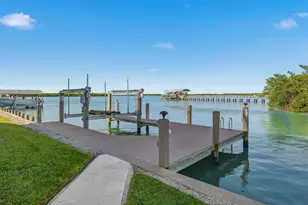 105 W Pago Pago Dr, Naples, FL 34113 - Photo 54