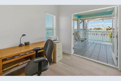 105 W Pago Pago Drive, Naples, FL 34113 - Photo 30