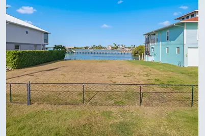 107 W Pago Pago Drive #ISLES OF CAPRI NO 2, Naples, FL 34113 - Photo 20