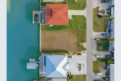 107 W Pago Pago Drive #ISLES OF CAPRI NO 2, Naples, FL 34113 - Photo 8