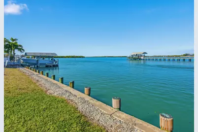 107 W Pago Pago Drive #ISLES OF CAPRI NO 2, Naples, FL 34113 - Photo 2