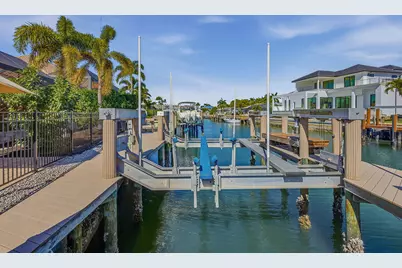 137 Hollyhock Court, Marco Island, FL 34145 - Photo 40