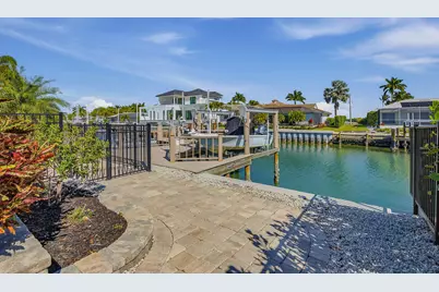 137 Hollyhock Court, Marco Island, FL 34145 - Photo 38