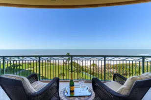 940 Cape Marco, Marco Island, FL 34145 - Photo 2