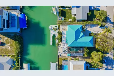 132 E Hilo Street, Naples, FL 34113 - Photo 2