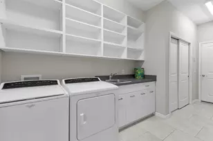 1574 Oceania Dr S, Naples, FL 34113 - Photo 16