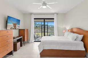 1574 Oceania Dr S, Naples, FL 34113 - Photo 10