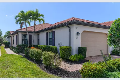 1574 Oceania Drive S, Naples, FL 34113 - Photo 2