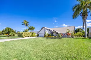 2529 Kings Lake Blvd, Naples, FL 34112 - Photo 2