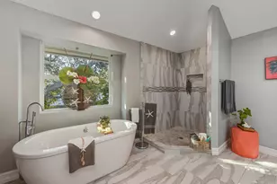 360 Gumbo Limbo Ln, Marco Island, FL 34145 - Photo 14