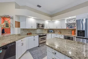 360 Gumbo Limbo Ln, Marco Island, FL 34145 - Photo 2