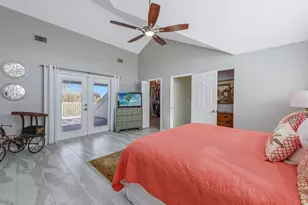 360 Gumbo Limbo Ln, Marco Island, FL 34145 - Photo 10