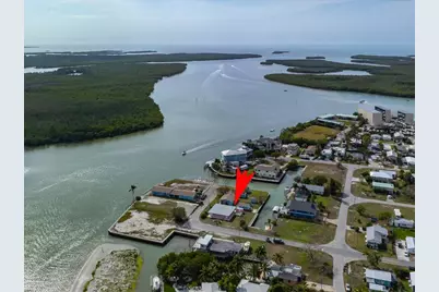 107 East Court #GOODLAND HGTS AMENDE, Goodland, FL 34140 - Photo 2