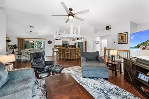 4105 2nd Ave NE, Naples, FL 34120 - Photo 4