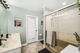 4105 2nd Ave NE, Naples, FL 34120 - Photo 16