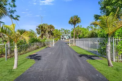 4105 2nd Avenue NE, Naples, FL 34120 - Photo 44