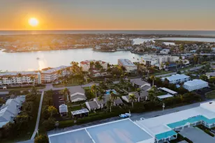 791 W Elkcam Cir, Marco Island, FL 34145 - Photo 26