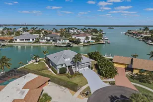 599 Goldcoast Ct, Marco Island, FL 34145 - Photo 48