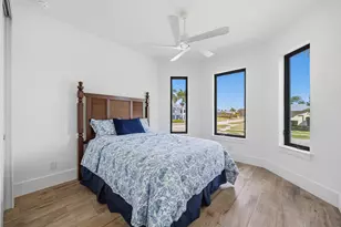 740 Seagrape Dr, Marco Island, FL 34145 - Photo 18