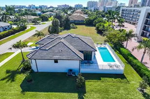 740 Seagrape Dr, Marco Island, FL 34145 - Photo 28