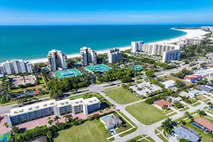 740 Seagrape Dr, Marco Island, FL 34145 - Photo 2