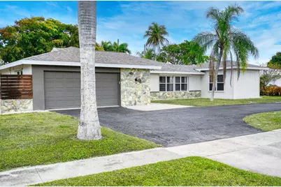 233 Shadowridge Court, Marco Island, FL 34145 - Photo 2