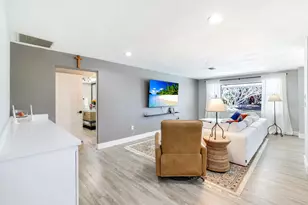 233 Shadowridge Ct, Marco Island, FL 34145 - Photo 16