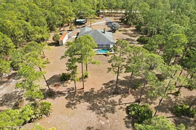 1485 Desoto Boulevard N, Naples, FL 34120 - Photo 2